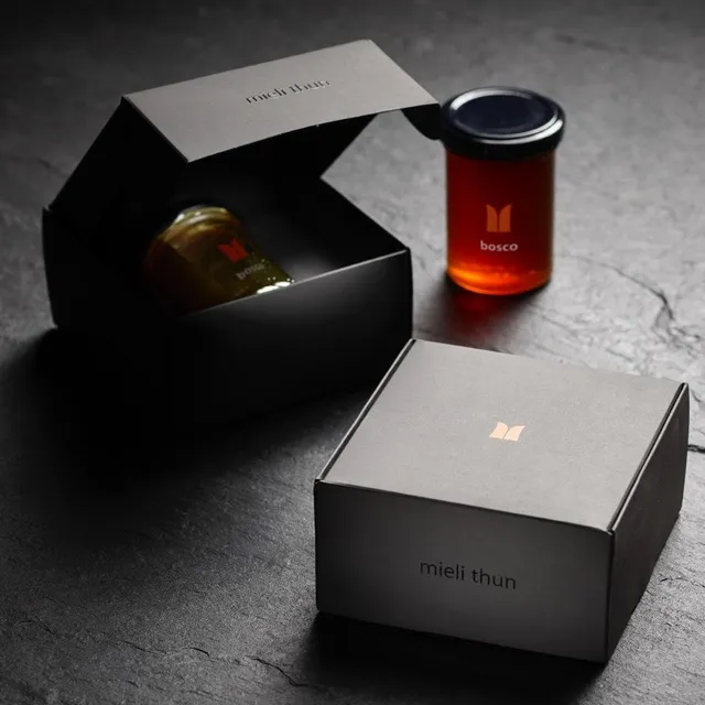 mieli-thun-piacere-unico-confezione-regalo-miele-di-bosco-in-box-nero image 1